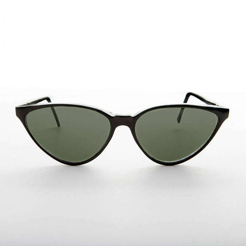 Thin Pointy Hip Cat Eye Vintage Women's Sunglass - Sandy