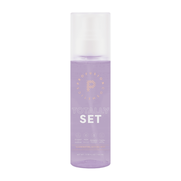Totally Set Illuminating Setting Mist