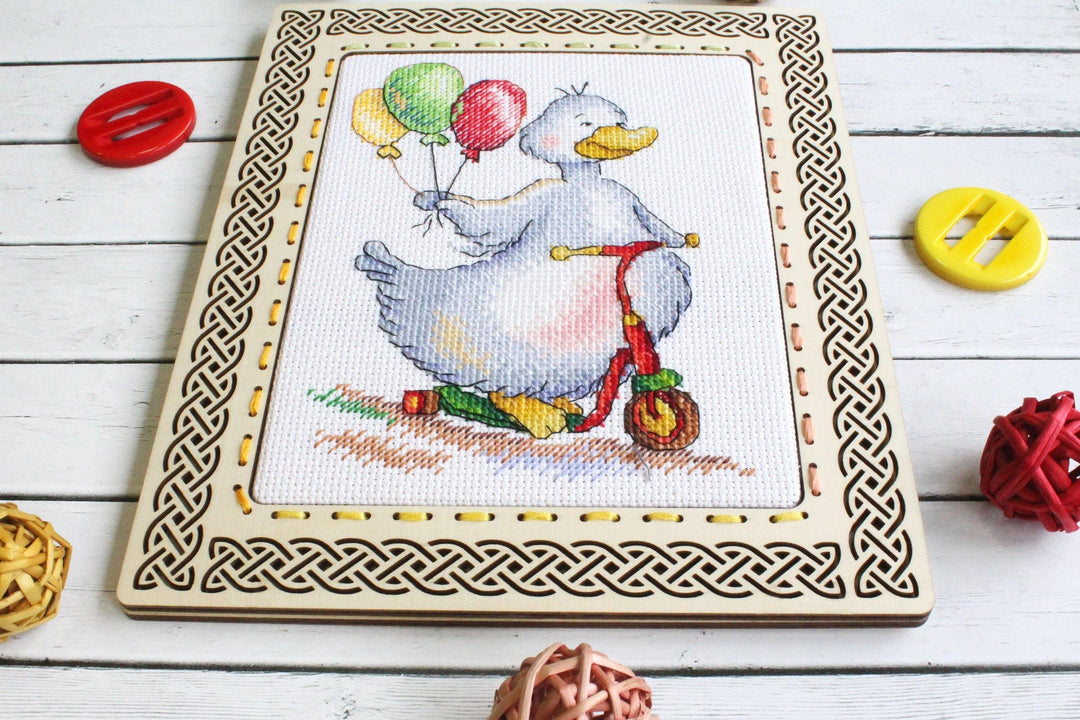 Towards Holiday SM-438 Counted Cross Stitch Kit