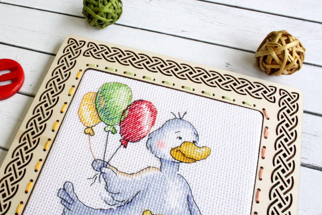 Towards Holiday SM-438 Counted Cross Stitch Kit