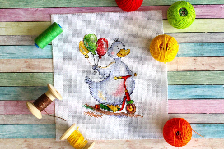 Towards Holiday SM-438 Counted Cross Stitch Kit