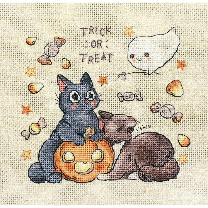 Trick Or Treat L8815 Counted Cross Stitch Kit