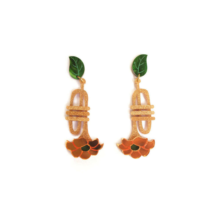 Trumpet with flower earrings by Laliblue 2
