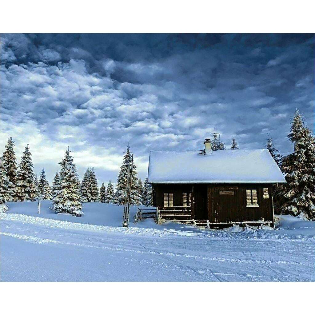 Valley of Snow WD106 18.9 x 14.9 inches Wizardi Diamond Painting Kit