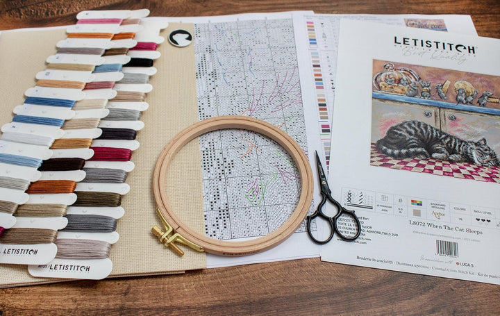 When the Cat Sleeps L8072 Counted Cross Stitch Kit