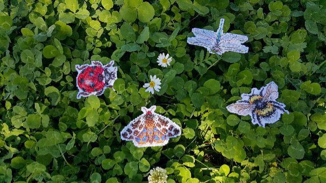 Winged Friends. Magnets SR-488  Plastic Canvas Counted Cross Stitch Kit