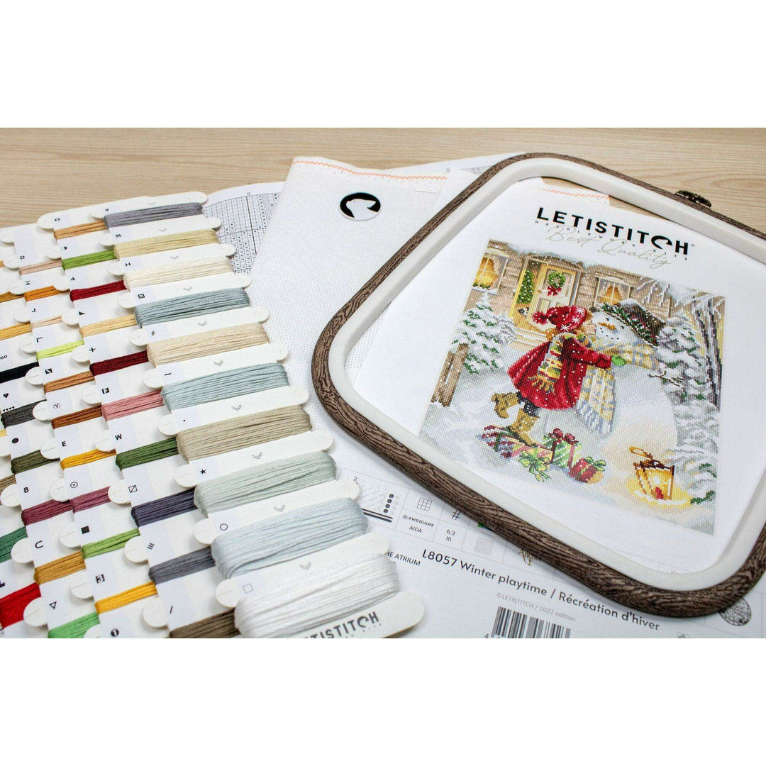 Winter playtime L8057 Counted Cross Stitch Kit
