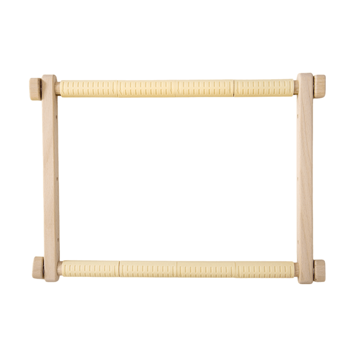 Wooden tapestry embroidery frame with clips 11,8*15,7in CSFR3040