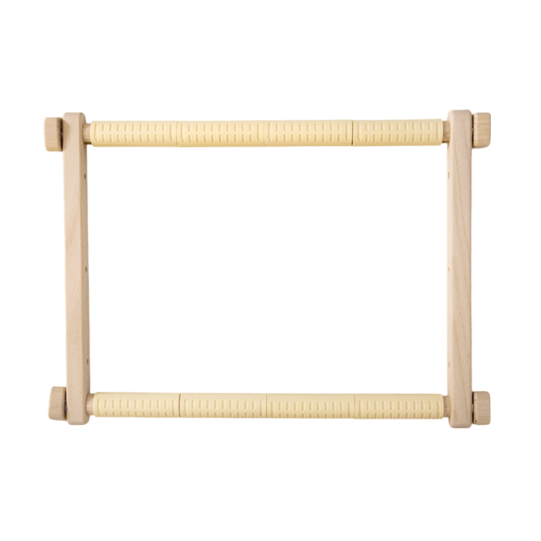 Wooden tapestry embroidery frame with clips 13,7*18,9in CSFR3548
