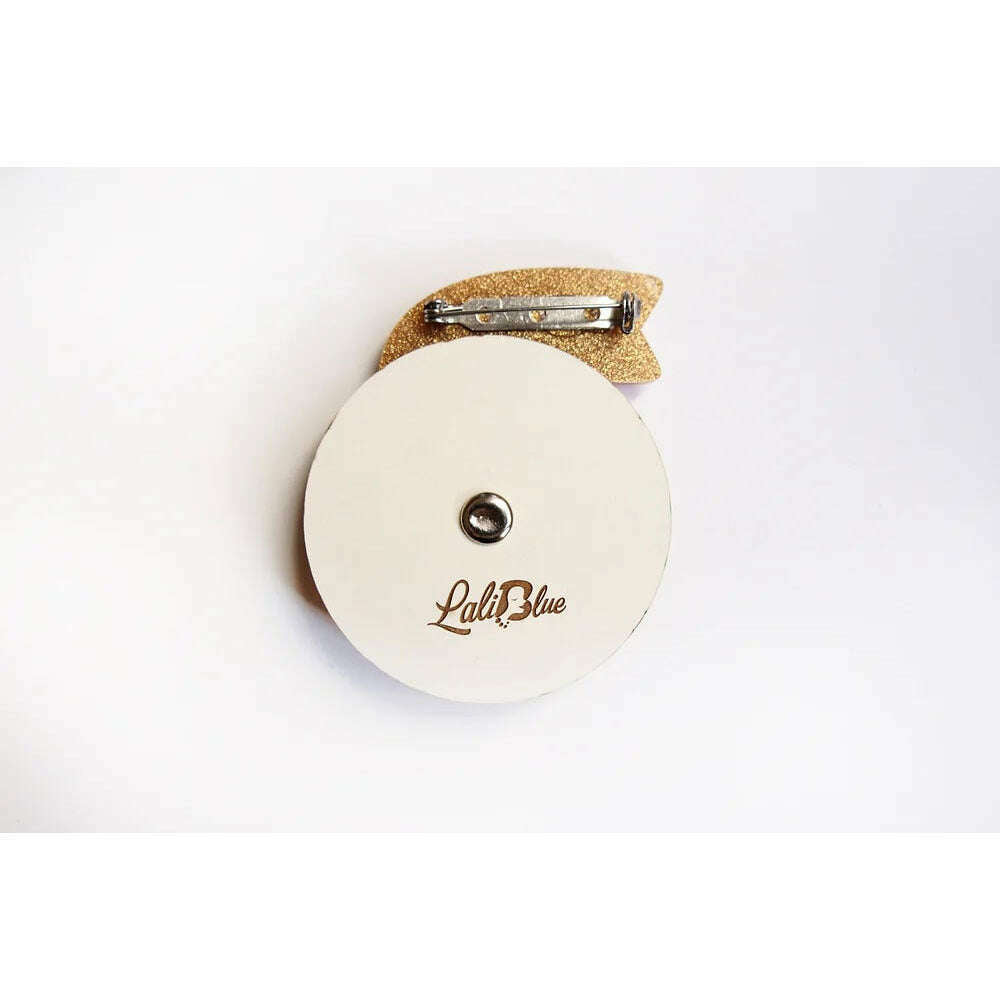 Love Game Brooch by Laliblue